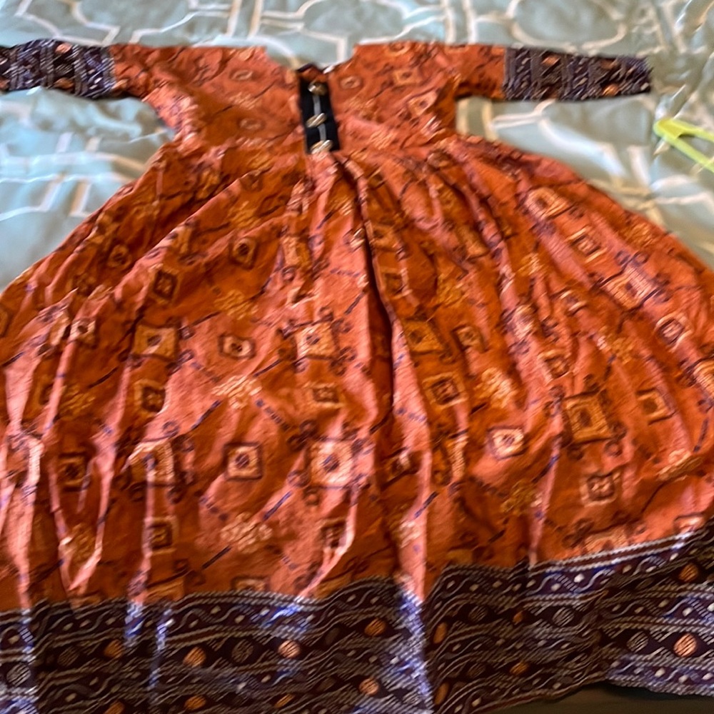 Dress for temple simple bandhni print it’s cotton plus polyester material